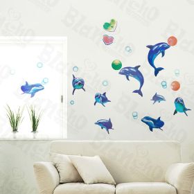 Lovely Whale 2 - Wall Decals Stickers Appliques Home Decor